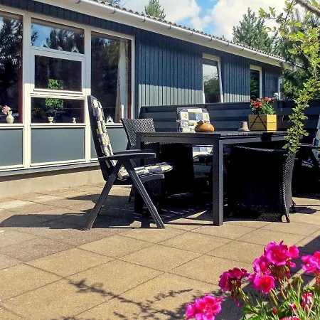 Three-bedroom Holiday In Logstor 11 Holiday home Trend